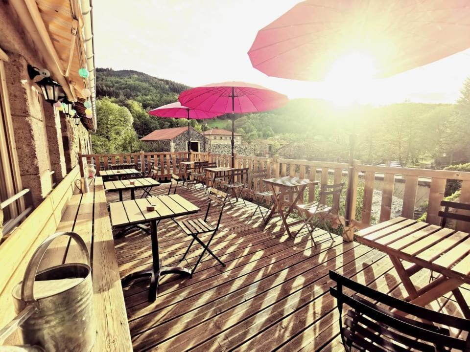 Auberge De Chanteuges Exterior photo